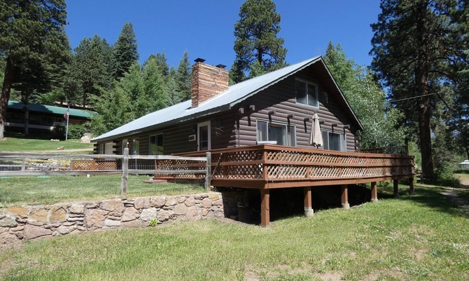 Bayfield Cabin | Cozy cabin with views of Vallecito Lake