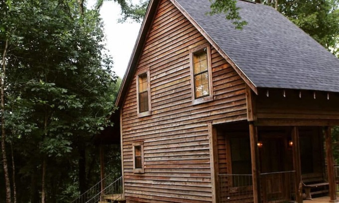 Natchitoches Cabin | Cozy cabins on 30 acres.perfect for families.