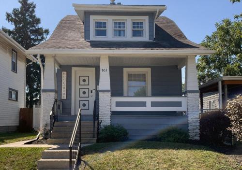 West Columbus House | Cozy Campbell Bungalow