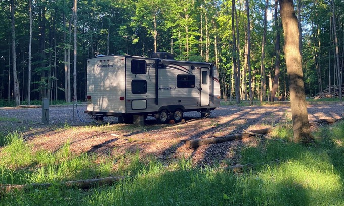Pulaski House | Cozy Camper near the DESIRED Sportsman's Pool!