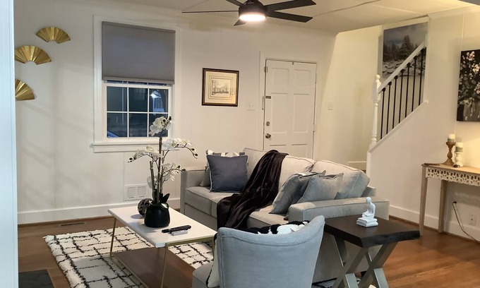 Dumbarton Cottage | Cozy Cape Cod Home!
