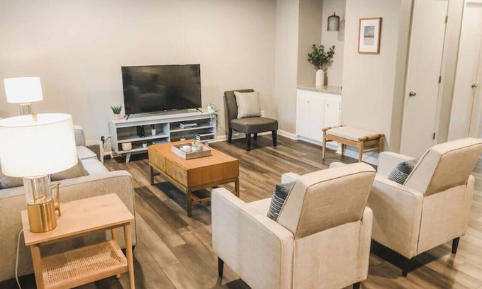Cary House | Cozy Cary Townhome NC