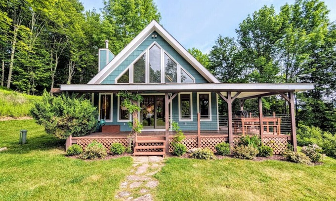 Margaretville House | Cozy Catskills A-frame hideaway