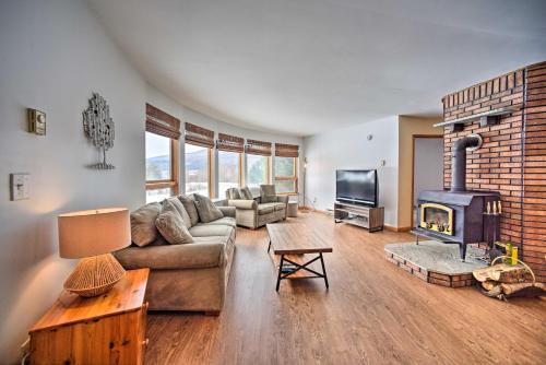 Windham House | Cozy Catskills Getaway with Yard and Mtn Views!