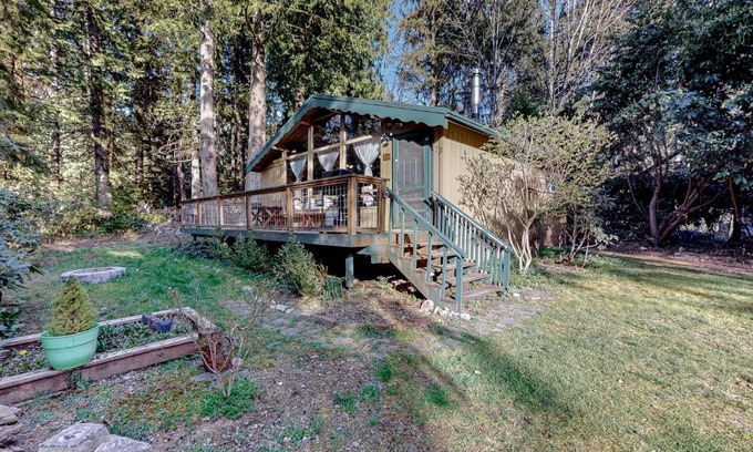 Sedro-Woolley House | Cozy Cedar Cabin
