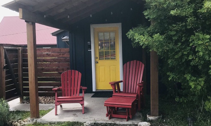 Philipsburg House | Cozy center Philipsburg Studio Guest Cottage