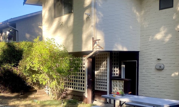 Gordon Head Apartment | Cozy, Centrally located, Urban Oasis