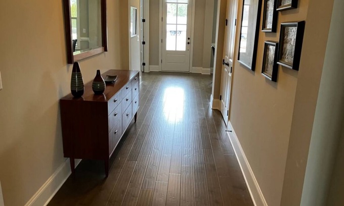 Alma Ski Chalet | Cozy chalet with fitness room, WiFi in adorable ATL