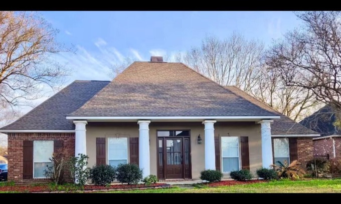 Prairieville House | Cozy, Charming, Convenient Escape, Near LSU