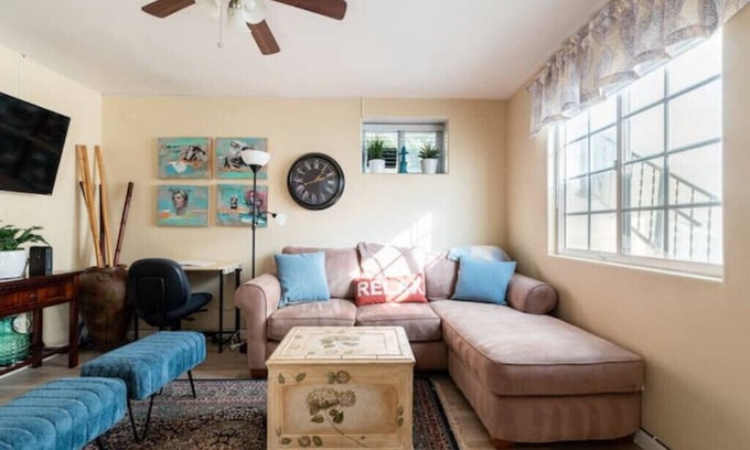 Belmont Heights House | Cozy & charming place, walk to beach, shops & dine