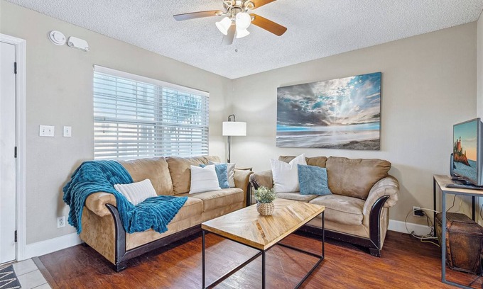 Cape Caneveral Beach Gardens House | Cozy Cherie Down Townhome - 5 Minute Walk to the Beach!