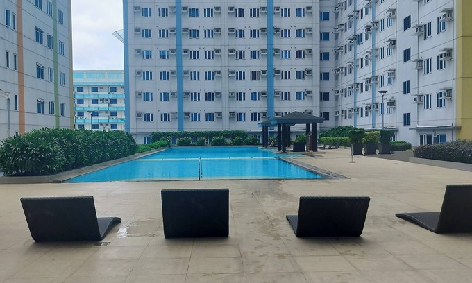 South Triangle Condo | Cozy City Getaway in Quezon City - Entire Condo for Rent