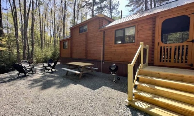 Steuben Cabin | Cozy Coastal Cabin #1