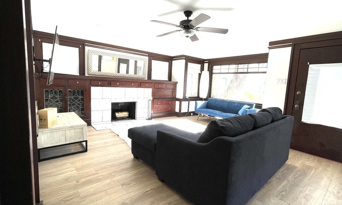 Alamitos Beach Cottage | Cozy Coastal Cottage