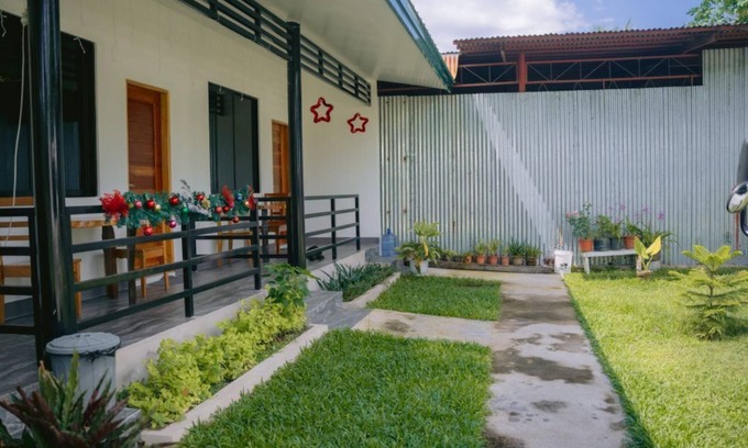 Hinoba-an Apartment | Cozy Coastal Haven: Your Retreat for Four in Island Paradise