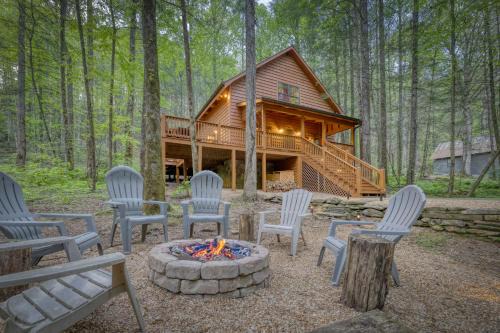 Ellijay House | Cozy Cohutta Cabin Creekside Cabin in Ellijay!