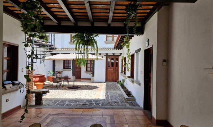 Antigua Guatemala Apartment | Cozy Colonial Style Azotea Apartments