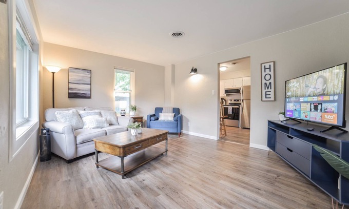 Jackson Apartment | Cozy & Comfortable 1 Bedroom Suite