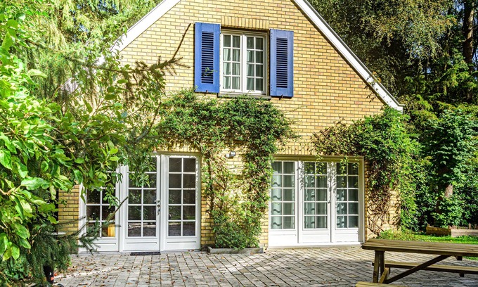 Sint-Michiels House | Cozy comfortable cottage in a forest area 4,5 km from the center of Bruges