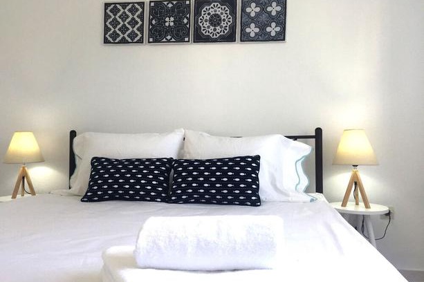 Paleopolis Apartment | Cozy & comfy Apt with Sea View in Chora Andros