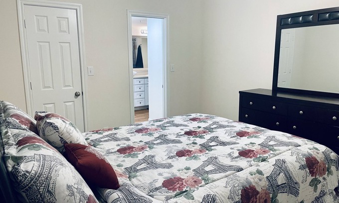 Clodine Apartment | Cozy & Comfy