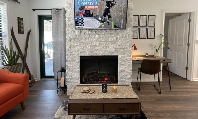 Vernon Condo | Cozy Condo at the Base of Mountain Creek Resort