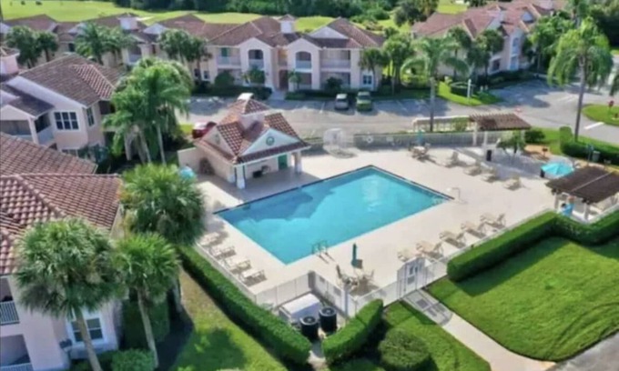 Port Saint Lucie Condo | Cozy Condo on a Beautiful Golf course In PGA village Unit A