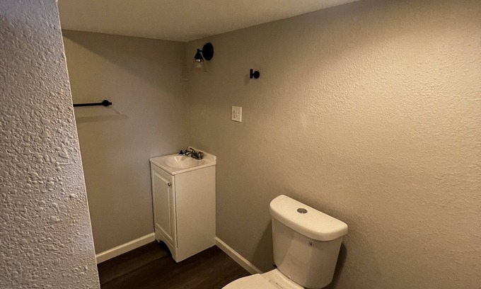 McPherson Condo | Cozy Condo