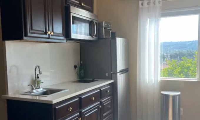 Bonsall Condo | Cozy condo with views, Jacuzzi, fitness room, WiFi in superb Bonsall