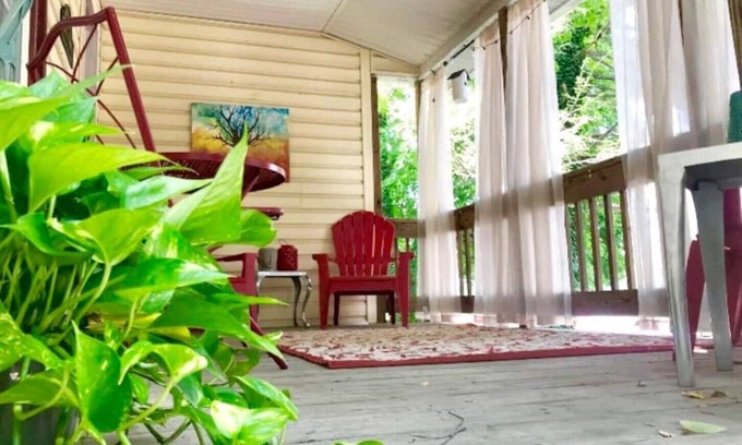 Fayetteville House | Cozy Cottage 2 minutes from New River Gorge National Park & Preserve