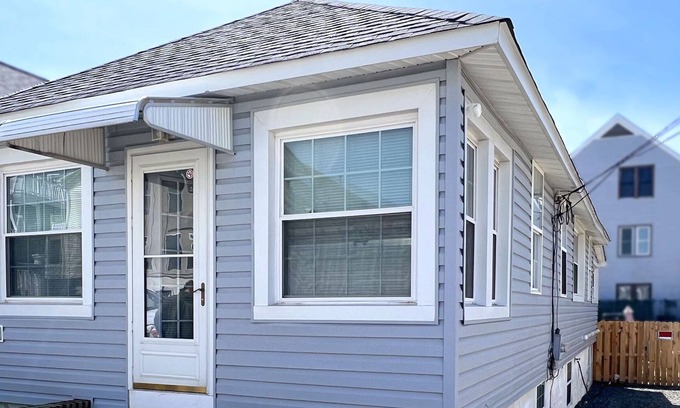Seaside Heights Cottage | Cozy cottage 500 ft to Seaside Heights boardwalk, off-st. parking, beach badges