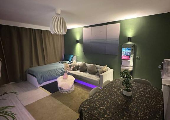 Sint-Stevens-Woluwe Apartment | Cozy Cottage