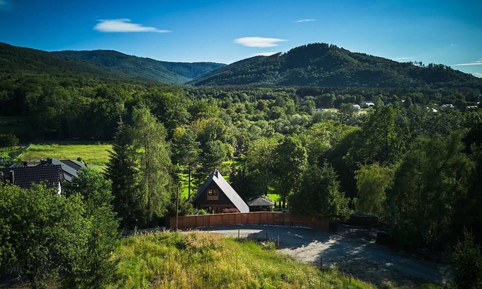 Bielsko-Biala Cottage | Cozy Cottage. Big Yard. Mountain Views. Pool. Ski resorts nearby.