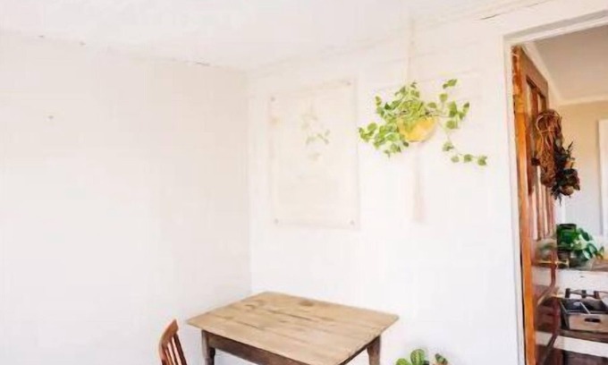 Buckingham Cottage | Cozy Cottage Homestead in the heart of Virginia