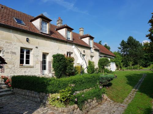 Emeville House | Cozy cottage & ideal closed garden