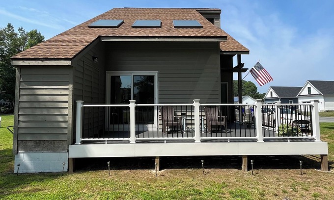 Ocean View Cottage | Cozy cottage in a quiet neighborhood 1 mile to Bethany Beach.