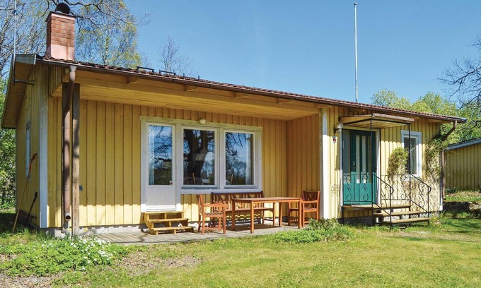 Storholmen House | Cozy cottage in rural surroundings and free location near Norrtälje.