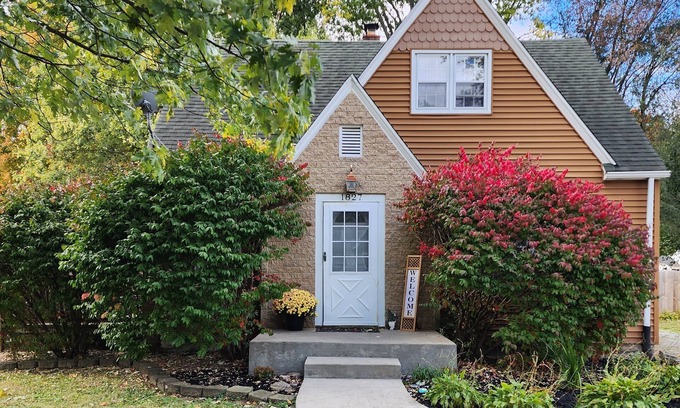 Terre Haute House | Cozy Cottage in Terre Haute w/3-bedrooms