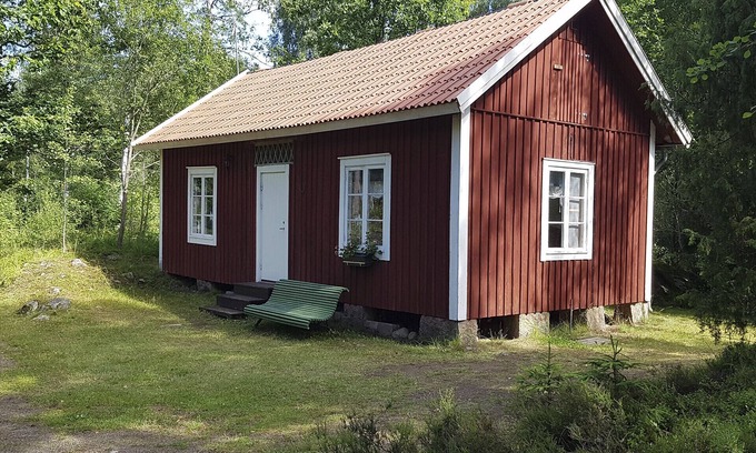 Sofielund House | Cozy cottage in the forrest