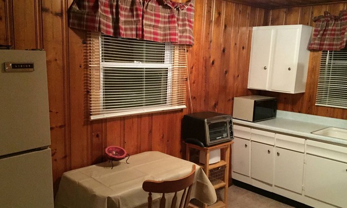 Georgetown Cottage | Cozy Cottage Just Off Main Street(southern Indiana)