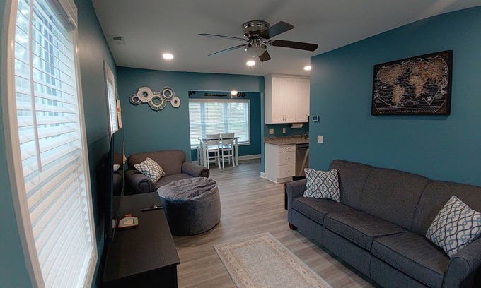 Canandaigua House | Cozy Cottage minutes from Canandaigua Lake and Fingerlakes Wine Trail