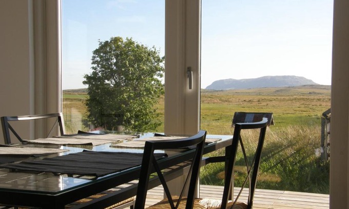 Reykholt House | Cozy Cottage Near Geysir