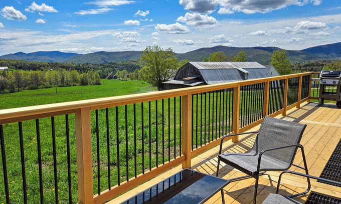 Rochester Cottage | Cozy cottage near Killington & Sugarbush