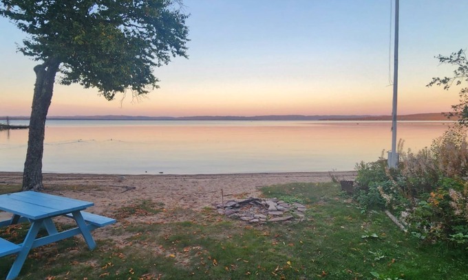 Algoma District House | Cozy Cottage on Lake Superior with Private Beach
