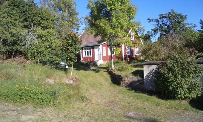 Froseke House | Cozy cottage surrounded by forest in Småland