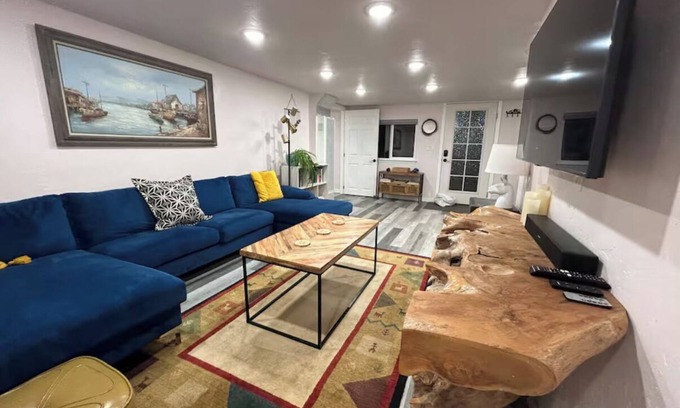 Trinidad Cabin | Cozy Cottage