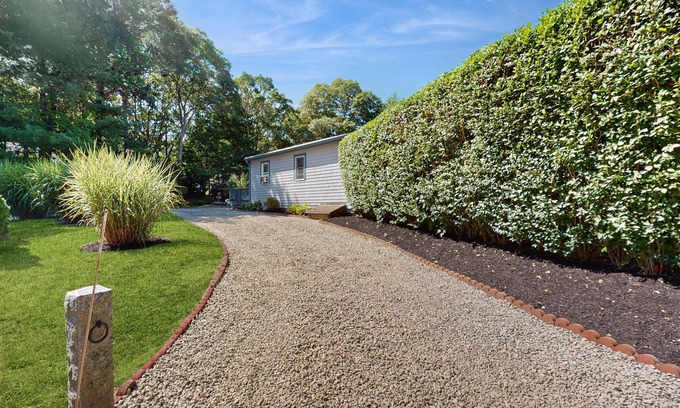 Osterville Cottage | Cozy cottage with tranquil charm, natural beauty & great location