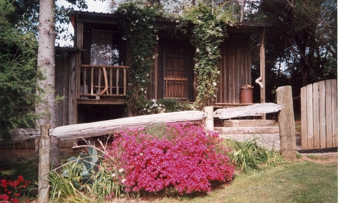 Towong Cottage | Cozy Country Cottage - the Upper Murray River Area - near Snowy Mountains