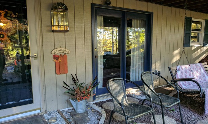 Whitney Point Apartment | Cozy Country Private Apartment
