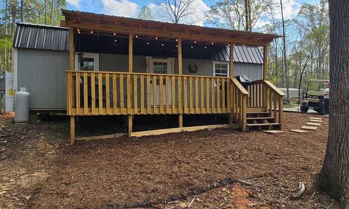 Townville Apartment | Cozy Cove Cabin on Lake Hartwell in Townville SC